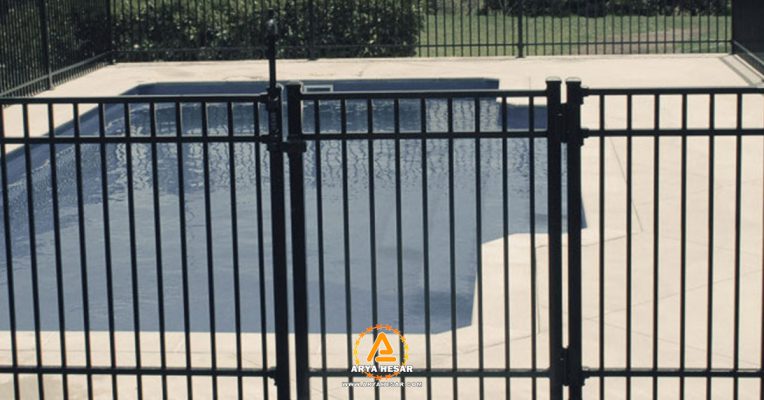 راهنمای کاربردهای نرده پانلی